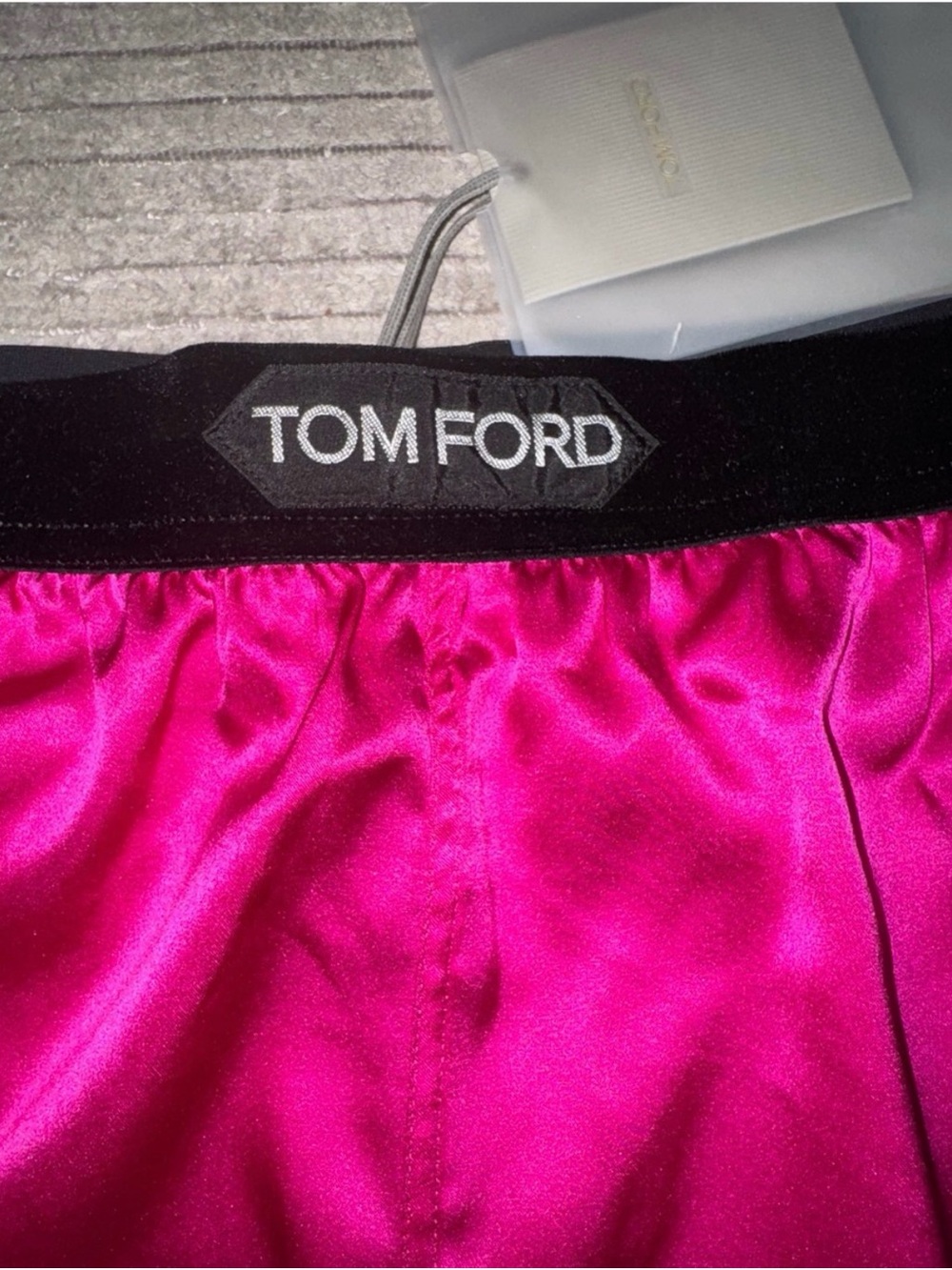Tom Ford Women's Hot Pink Satin Shorts - Picture 2 of 4